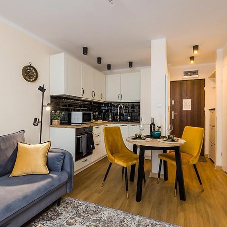Shortstaypoland Chlodna B168 Warsaw Exterior photo